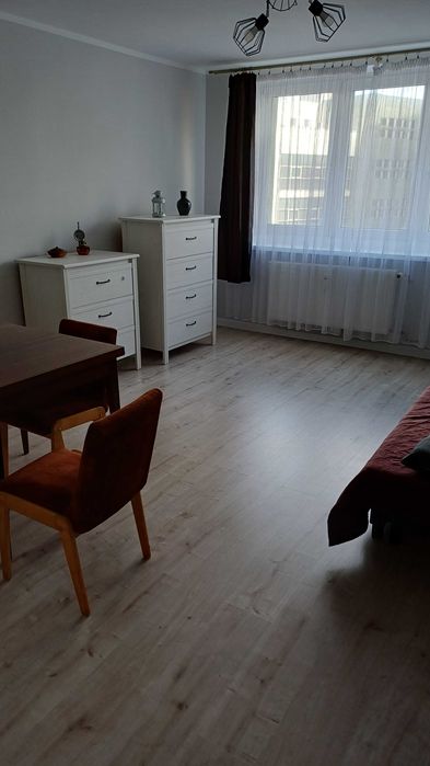 Słoneczne mieszkanie 2 pokojowe z balkonem