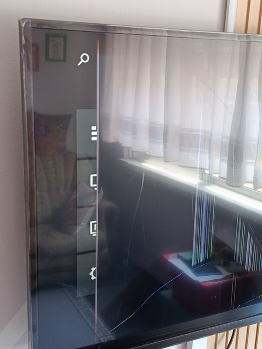 Vendo TV LG (ecrã partido)
