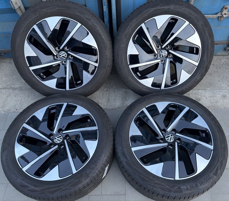 Alufelgi z oponami 235/50 255/45 R19 VW ID4 ID5 Tiguan 5x112 8J 8.5J ET 45 ET 42 Letnie