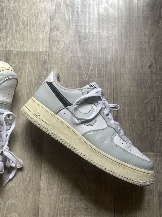 Кроссовки Nike Air Force 1 07 lv8 Low (Grey/White/Black) / Оригинал Найк Аир Форс DZ2522-001