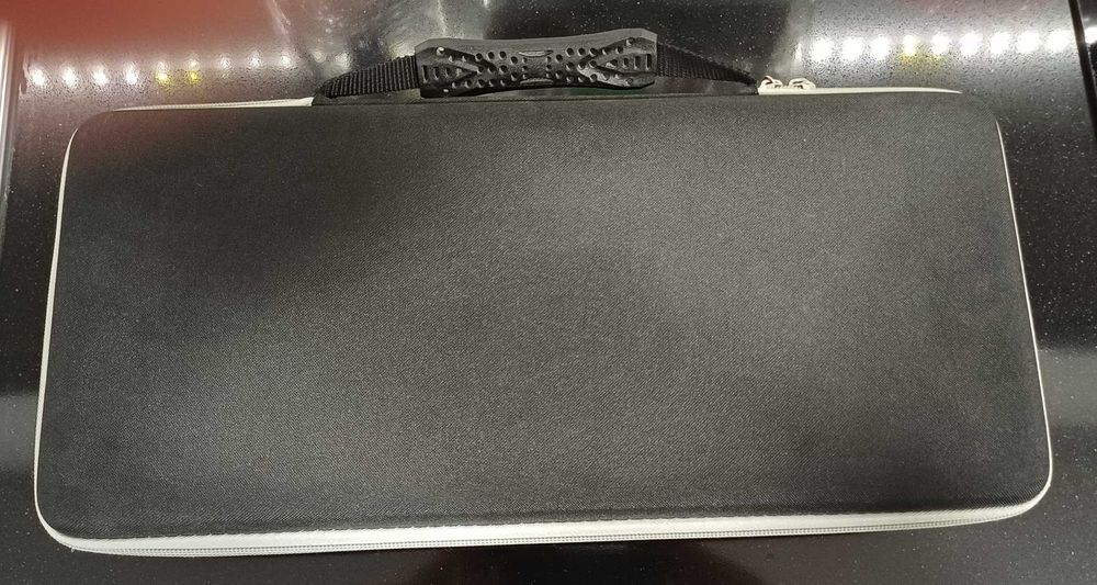 Impressora HP OfficeJet 200 Mobile (Multifunções) + Mala de transporte