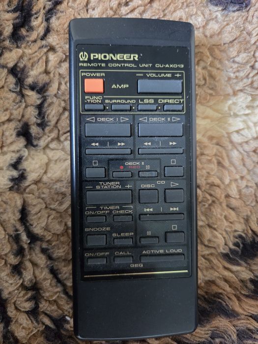 4-segmentowa wieża Pioneer z pilotem