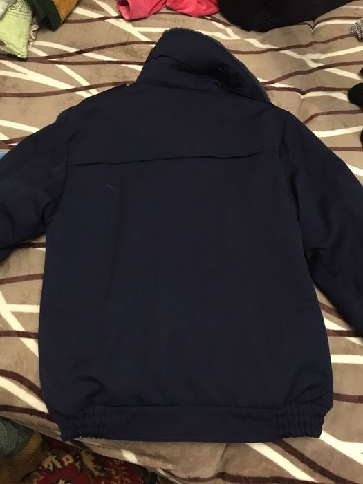 Продам чоловічу льотну куртку в ідеальному стані.в середині овчина ку