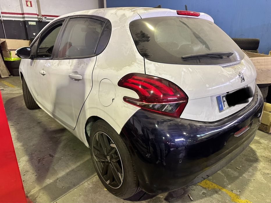PEUGEOT 208 1.5 HDI para peças