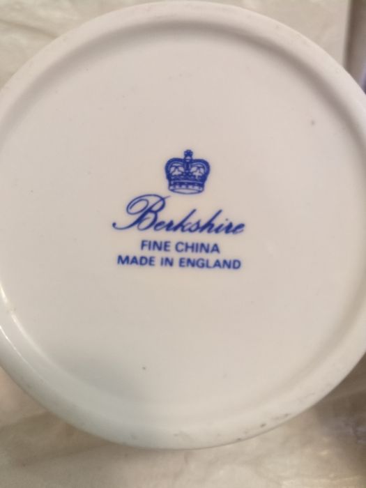 bone china - купити предмети колекціонування - Ціна на OLX.ua