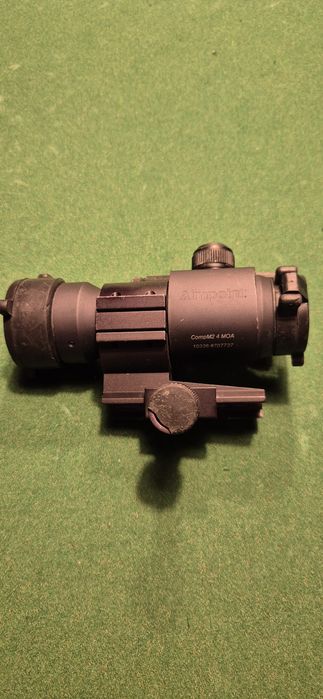 Aimpoint CompM2 4 MOA