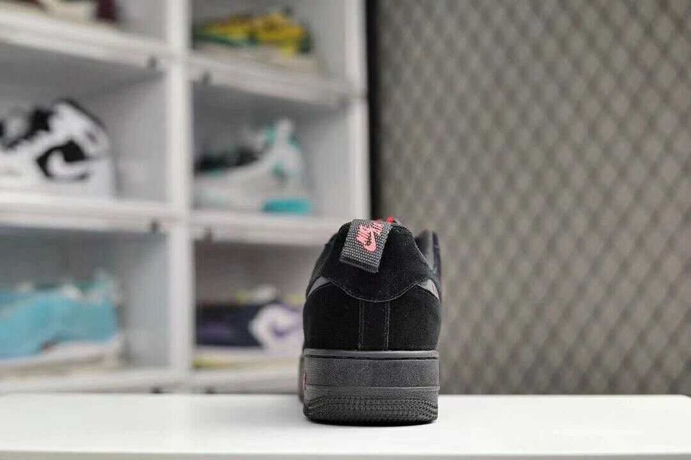 Air_ Force_ 1 Low_ '07 Black R.45