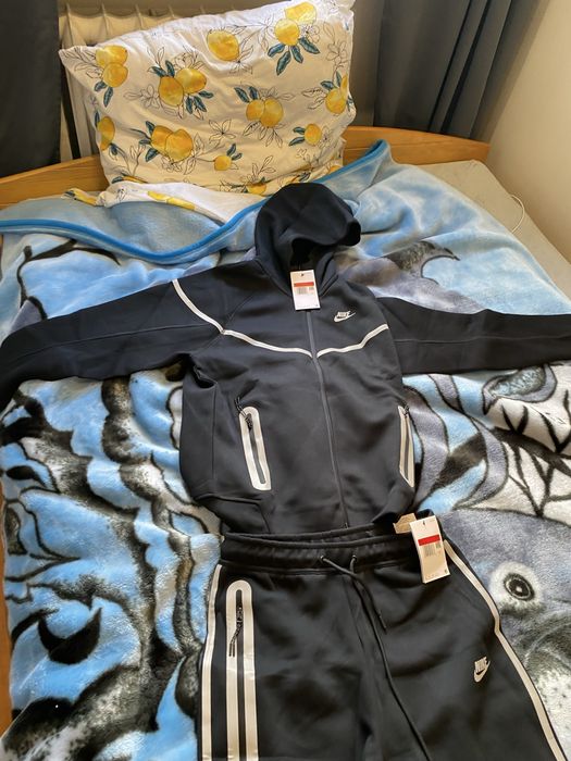 Nike tech fleece