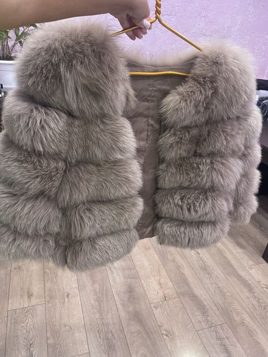 Жіноча шубка авто леді з натурального хутра лисички