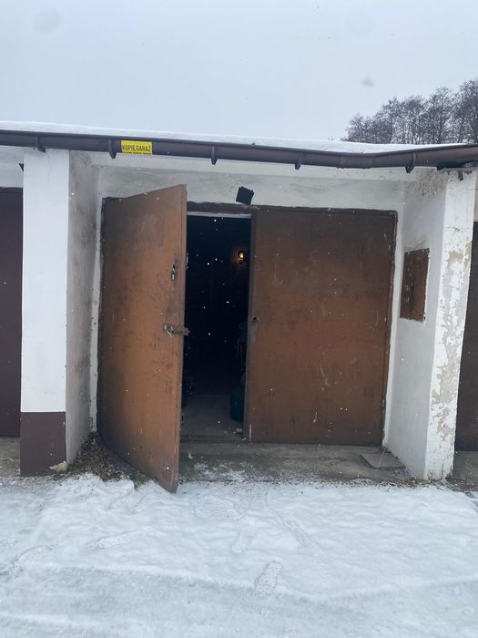 Garaż murowany z KW, prądem i kanałem – Gliwice Łabędy, ul. Piaskowa