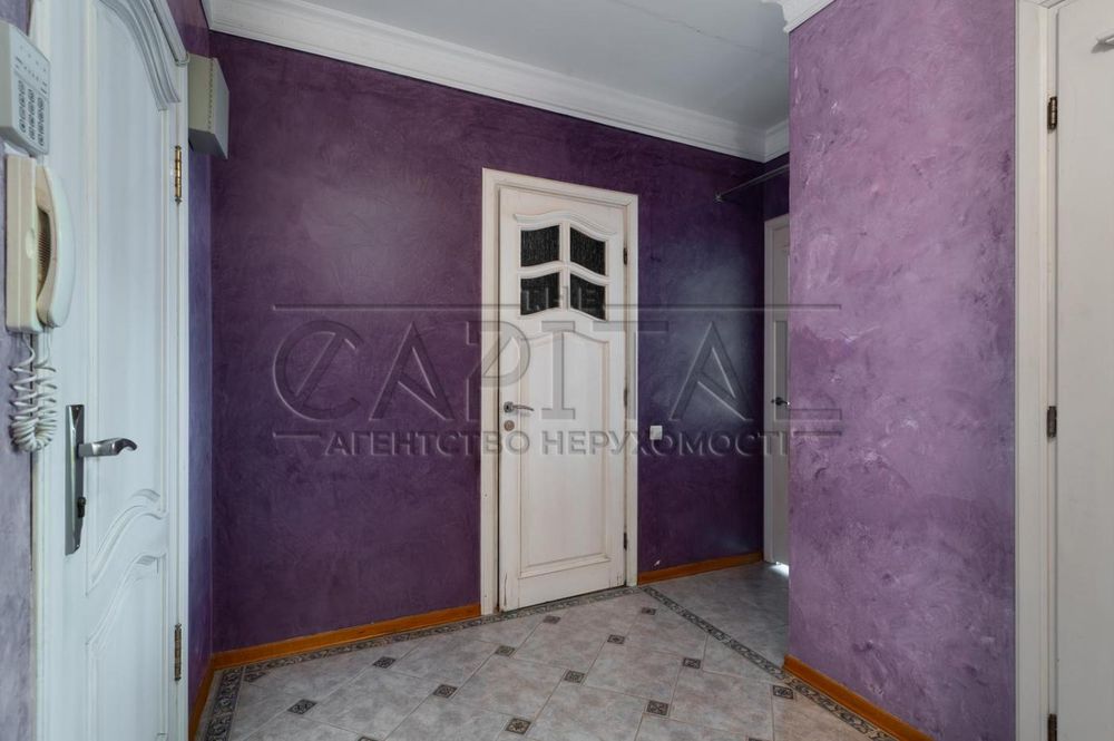 Продаж квартири, вул. Токарева, Солом'янка, Київ