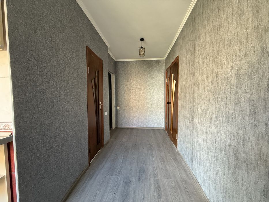 Квартира з ремонтом готова до заселення