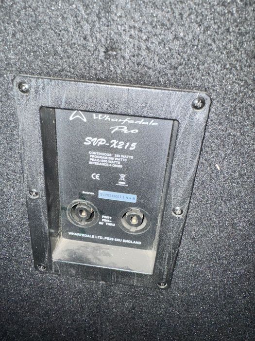 Zestaw Nagłośnienie PRO, Yamaha EMX, Wharfedale 2x15, Mikrofony