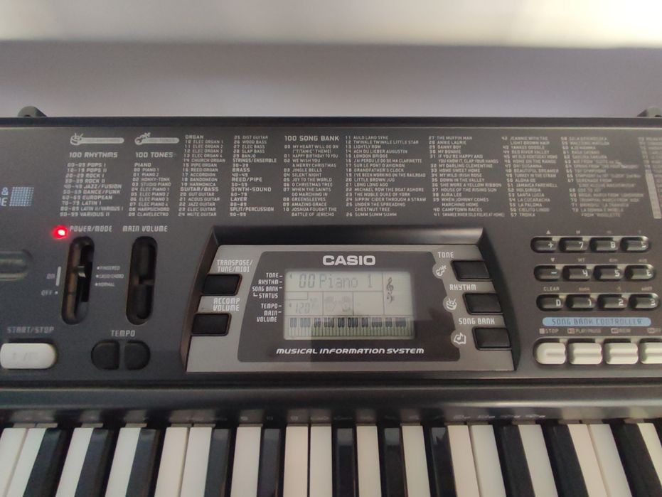 Teclado Casio CTK-700