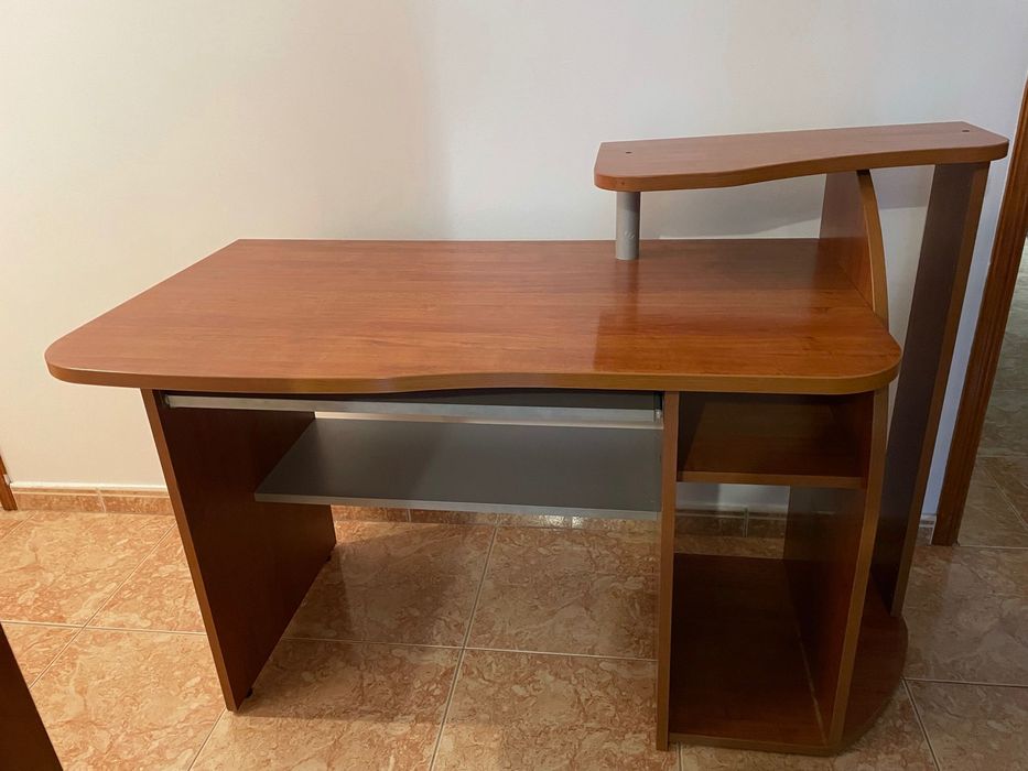 Secretária de madeira