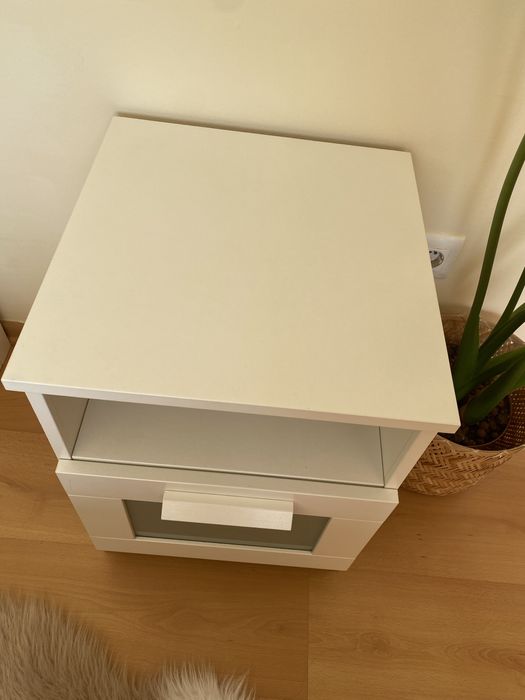 Movel mesa de cabeceira