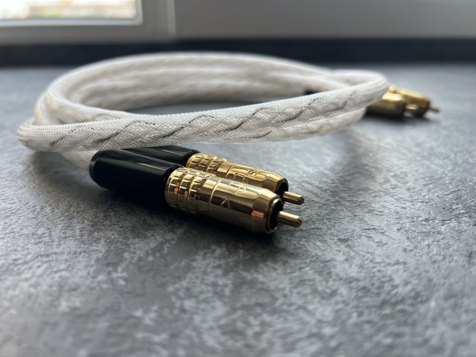 Межблочный кабель Tara Labs RSC Vector 2