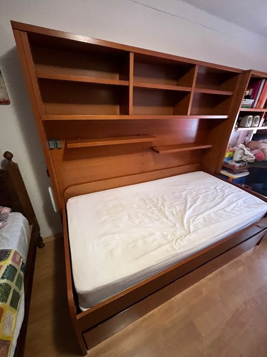cama dupla, em cerejeira
