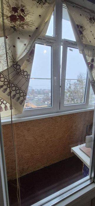 ПРОДАМ 3-кімнатну квартиру в м. Самар, вул. В.Ковалівка.

Квартира роз