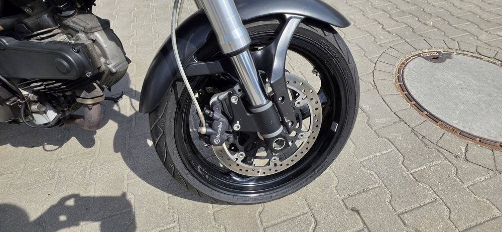 Ducati Monster 695 Dark