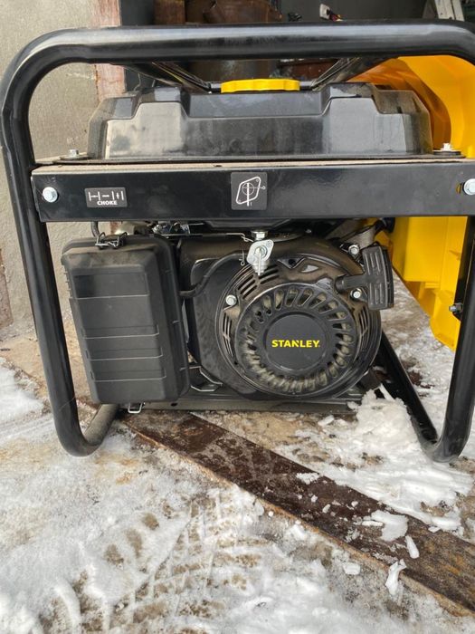 Бензиновий генератор STANLEY SG2400B