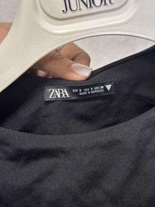 Боді zara з підплічниками нове
