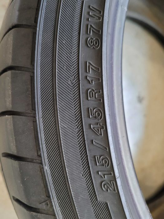 Opona Yokohama 215/45 R 17