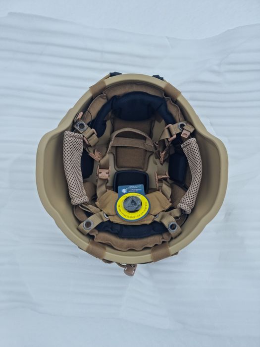 Шолом тактичний MICH 2000 з захистом вух каска  койот кавер мультикам