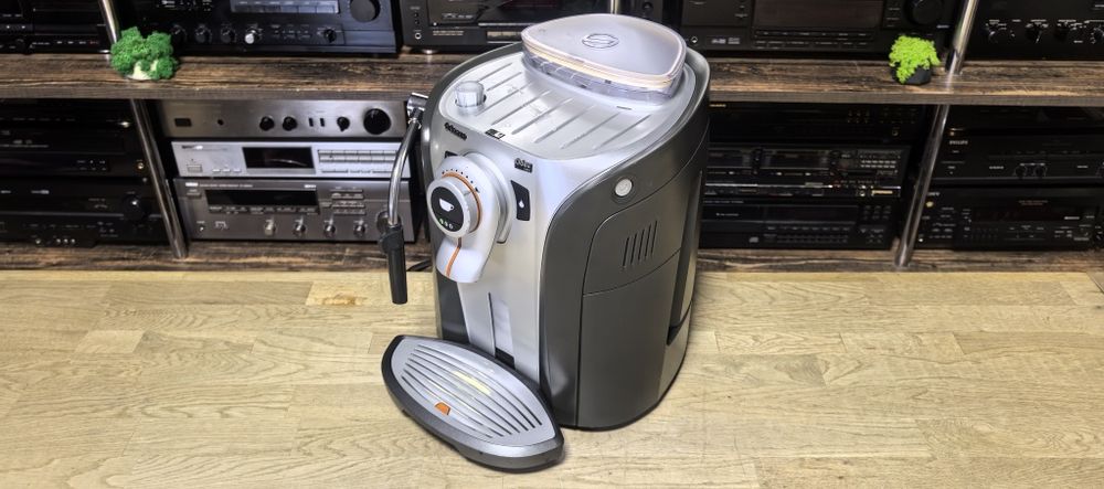 Кавова машина Saeco Odea Giro