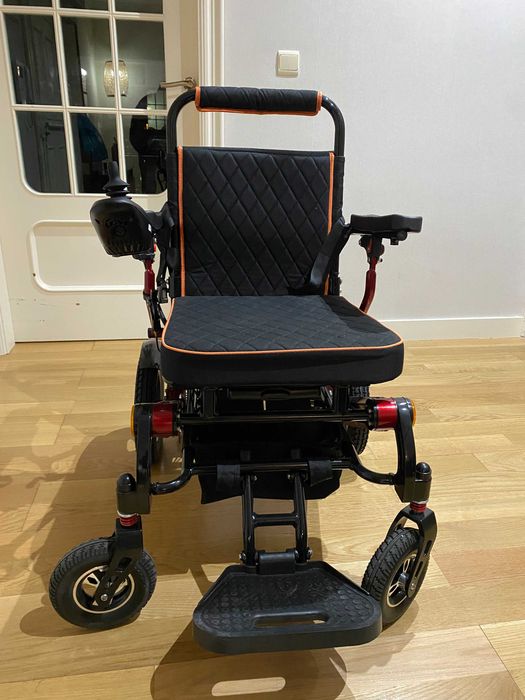 Cadeira de rodas elétrica (600w) dobrável para transporte(Estado: NOVO