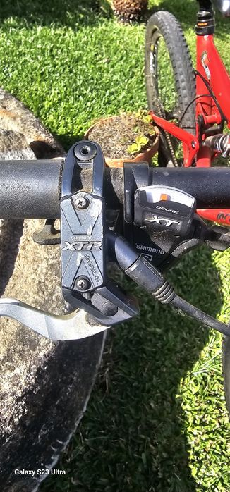 Bicicleta suspensão total INTENSE