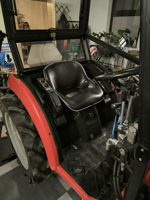 Traktor Japoński Shibaura P185F Japoński 4x4