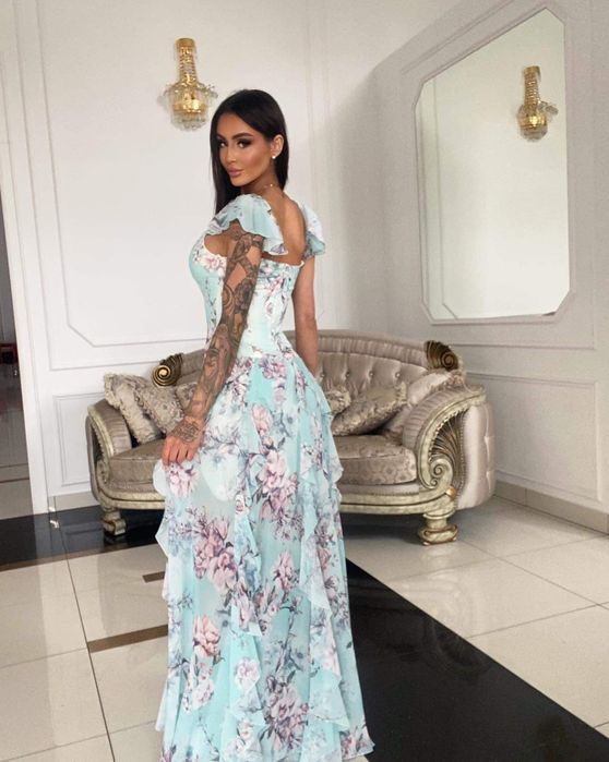 Sukienka w rozmiarze S M i L różne kolory