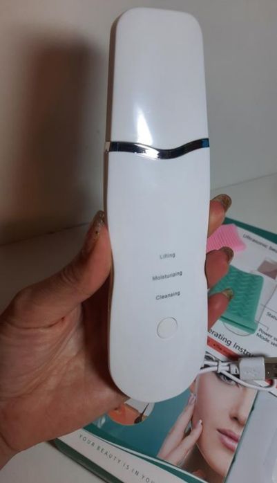 Ультразвуковий скрабер для чищення пор обличчя Skin Scrubber
