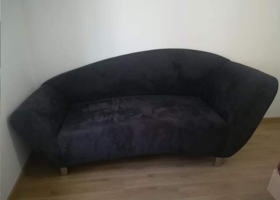 Sofá veludo preto