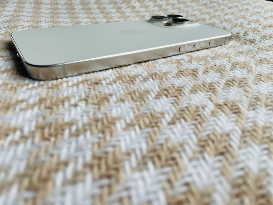 IPHONE 15 PRO MAX 256Gb Відмін. Стан White Titanium NEVERLOCK ( 95884)