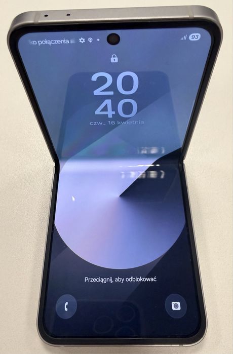 Smartfon Galaxy Z Flip 6 256GB Silver Shadow