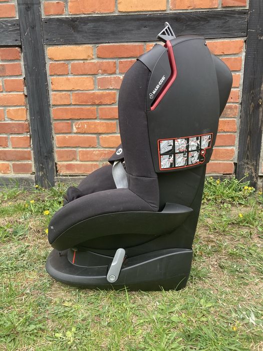 Fotelik dzieciecy Maxi Cosi 9-18 kg universal