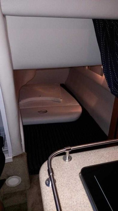 Продам моторну яхту Crownline 315 SCR
