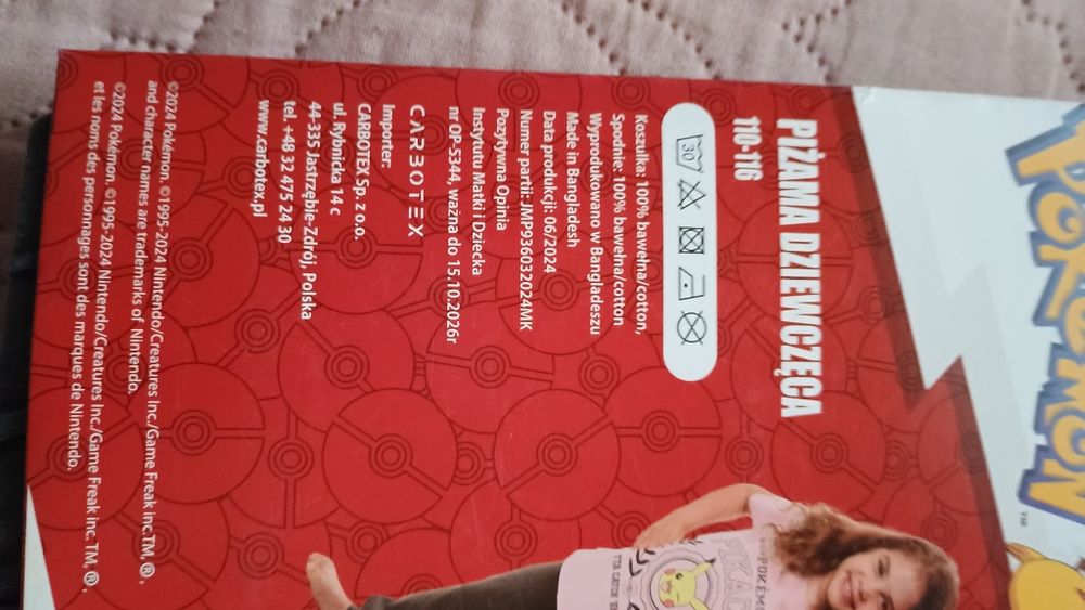 Piżamka dziewczęca.