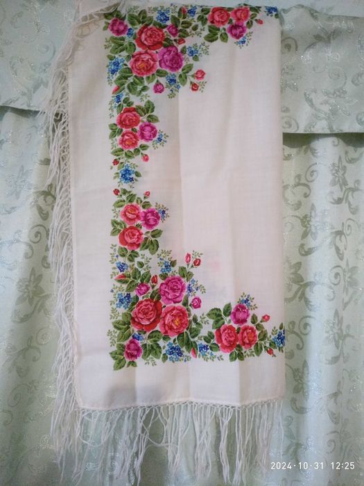 Продам чисто шерстяну хустку часів СРСР