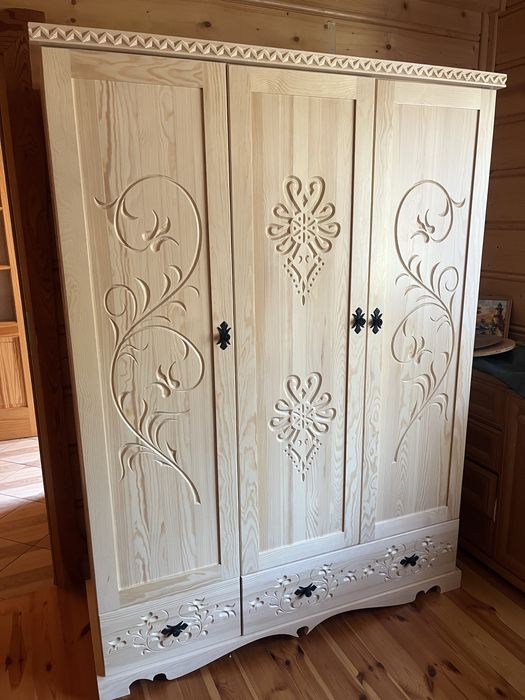 Szafa drewniana Beskid