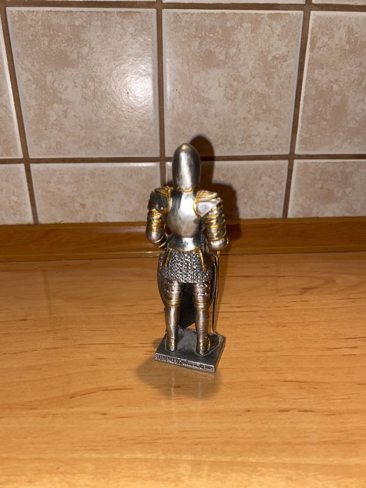 Figurka rycerza w zbroi Veronese