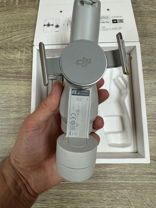 Cтабілізатор DJI Osmo Mobile 4  Магазин Гарантія OM 5