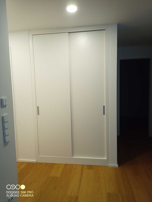 Montaż mebli modułowych Wymiana blatów Meble na wymiar