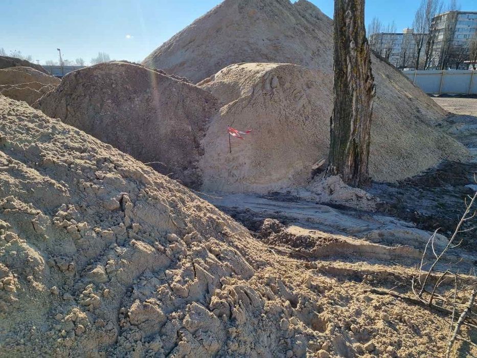 Послуги екскаватора 3-4сх.  Вивіз сміття камаз. Вивіз снігу