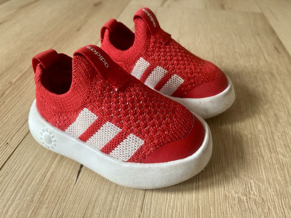 Buty niemowlęce rozm. 21 Adidas Sneakersy Bubblecomfy JI1609 Czerwony