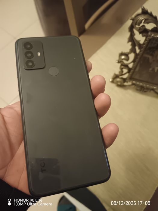 Telemóvel TCL 305 avariado