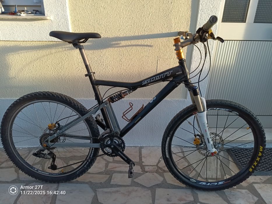 Bicicleta full suspenção roda 26