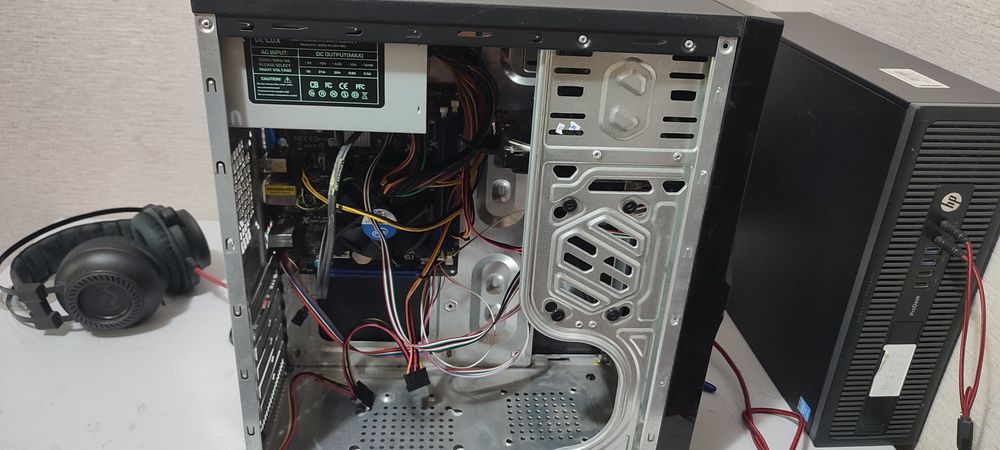 Комплект комп'ютер, монітор,  мишка та клавіатура